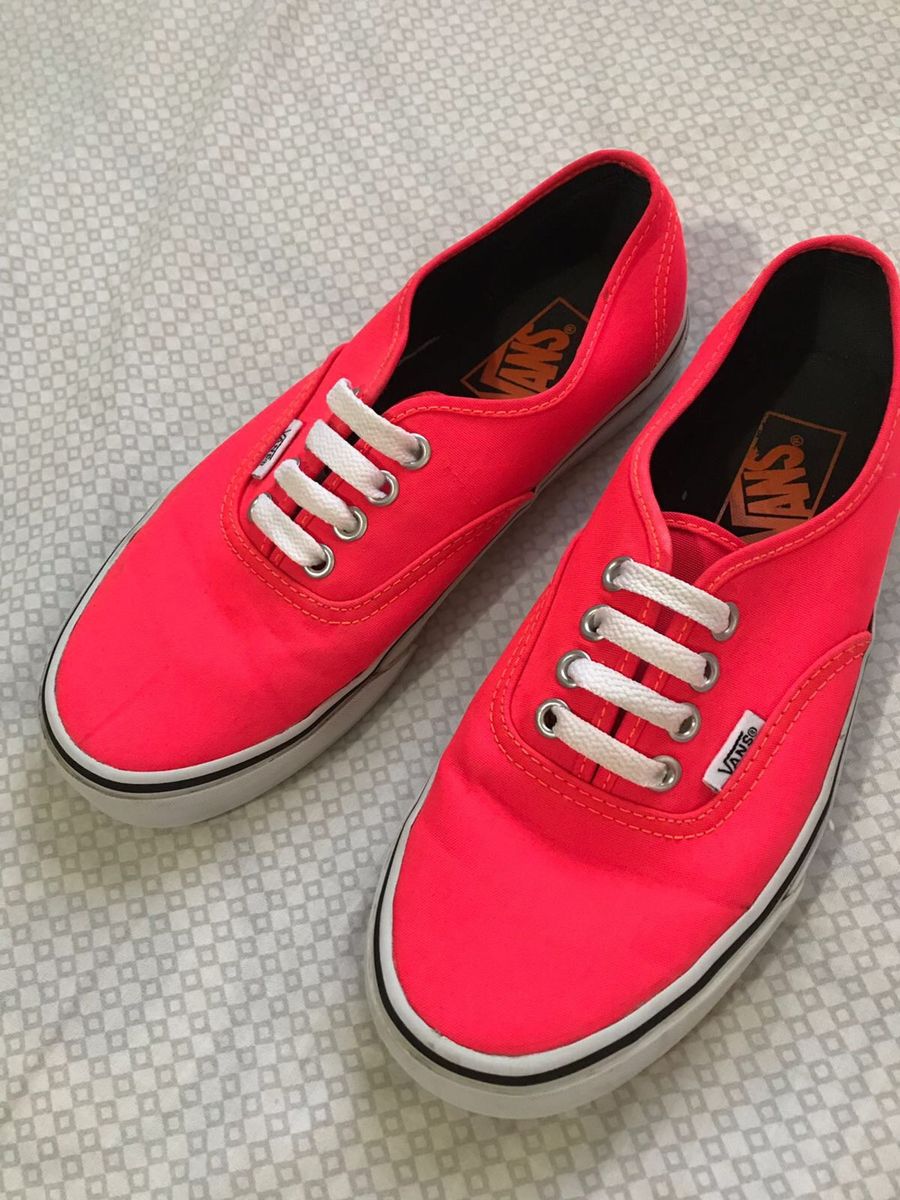 vans rosa fluorescente