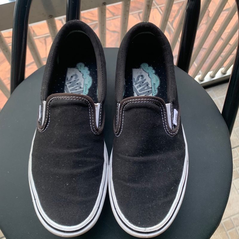 Vans slip store on preto feminino