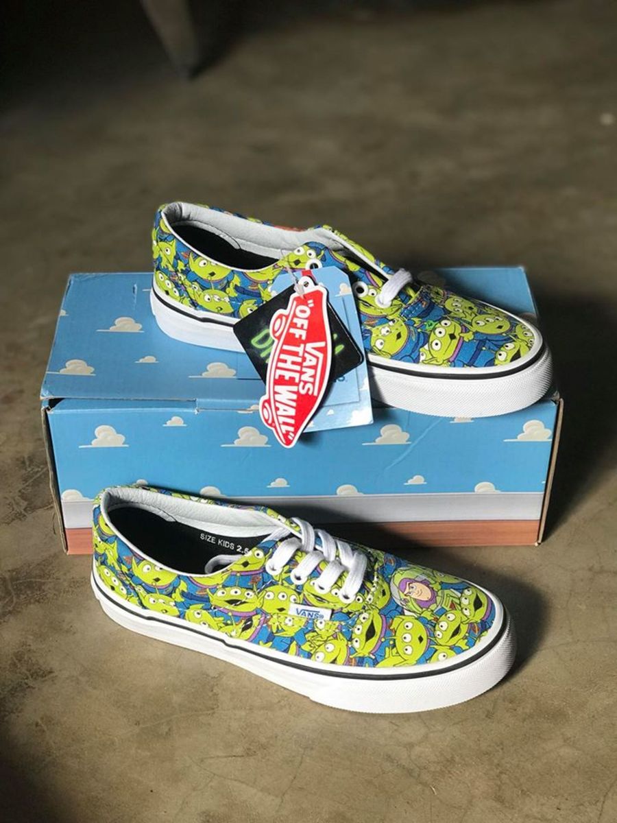tenis vans toy story aliens