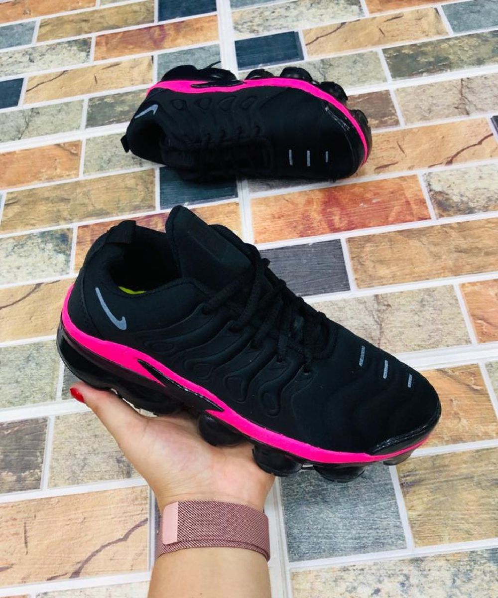 vapor max rosa e preto