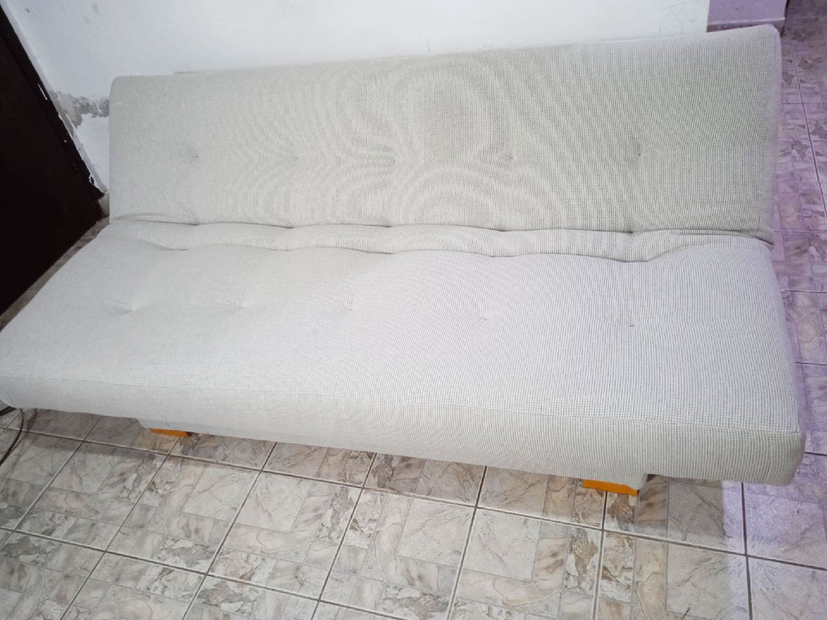 Vende Se Sofá Cama Sofá Tapeçaria Usado 54150770 enjoei