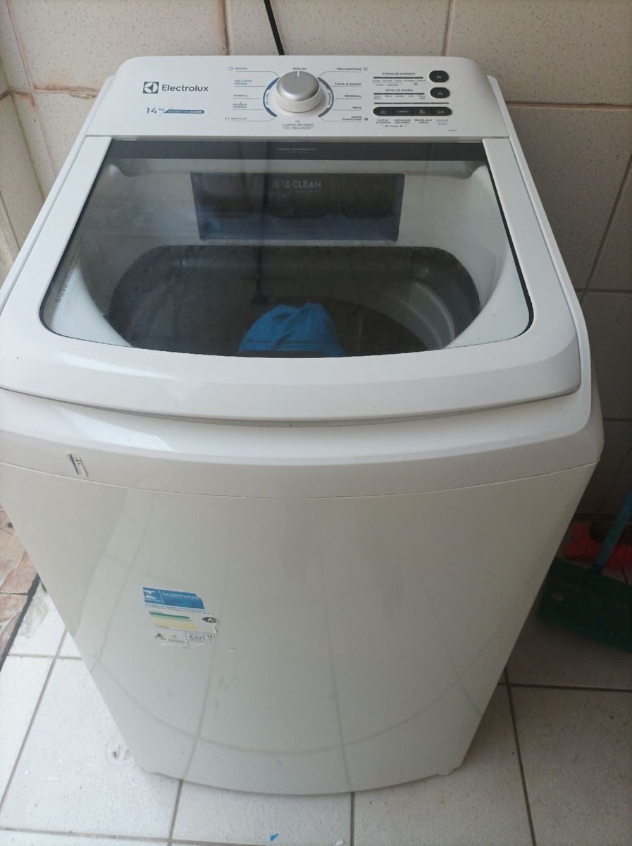 Vendo Máquina de Lavar Roupa Usada em Estado de Nova, Nao Tem Defeito ...