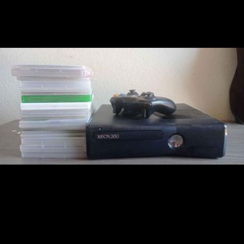 Vendo Xbox 360 Desbloqueado com 1 Controle e 19 Jogos, Console de  Videogame Microsoft Usado 93589951