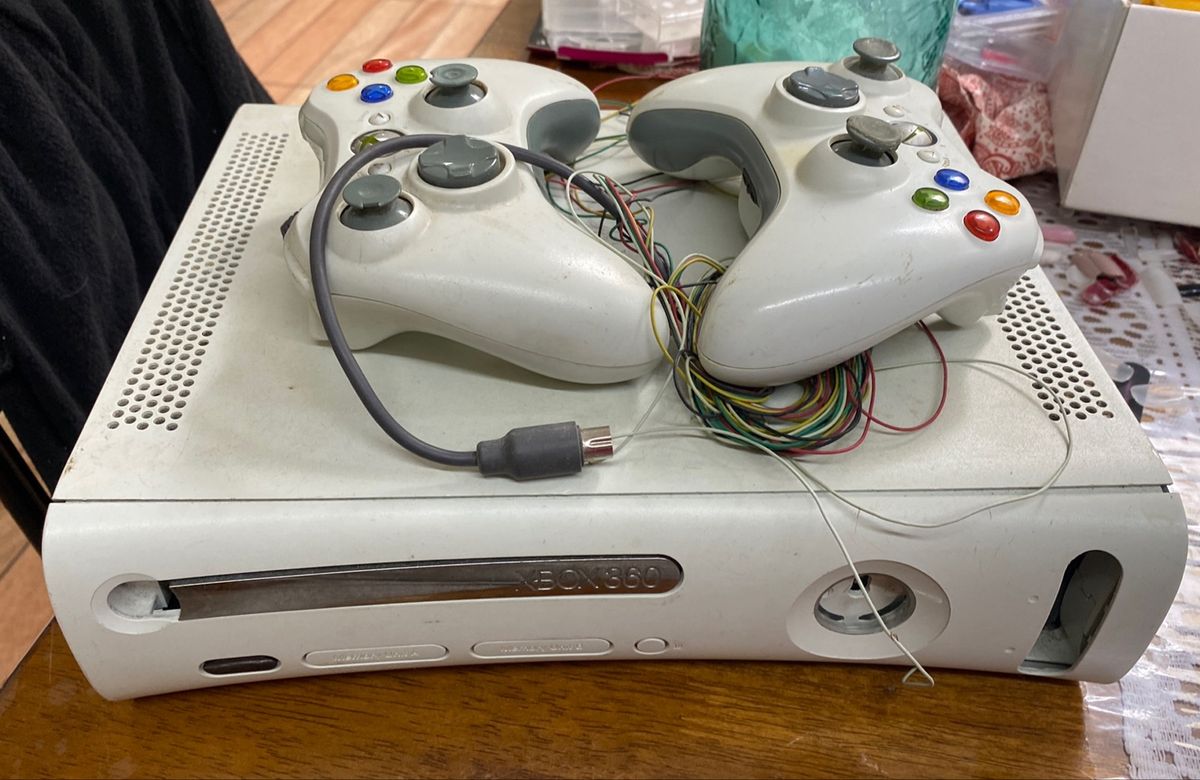 Vendo Xbox Quebrado para Retirada de Peças Somente | Acessório p ...