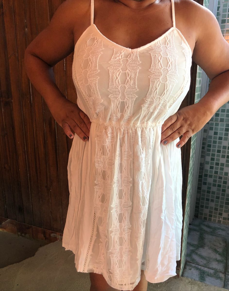 vestidinho branco soltinho