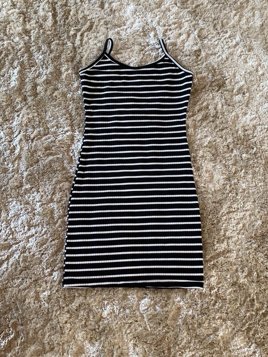 vestido listrado de alcinha