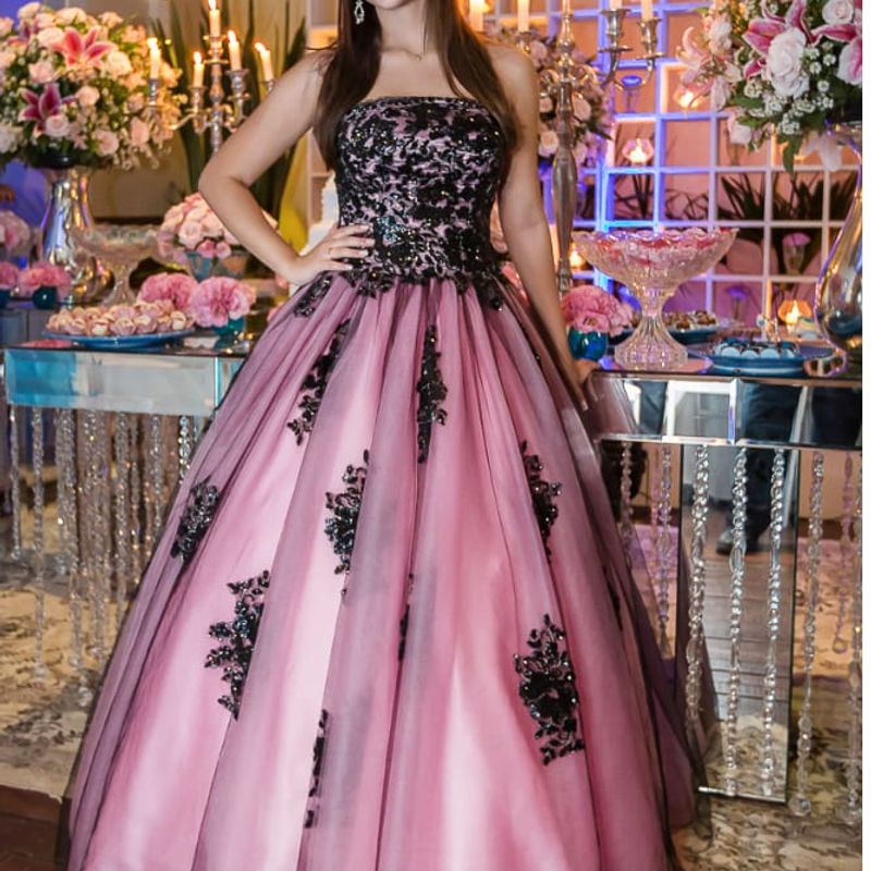 Vestido rose store com renda preta