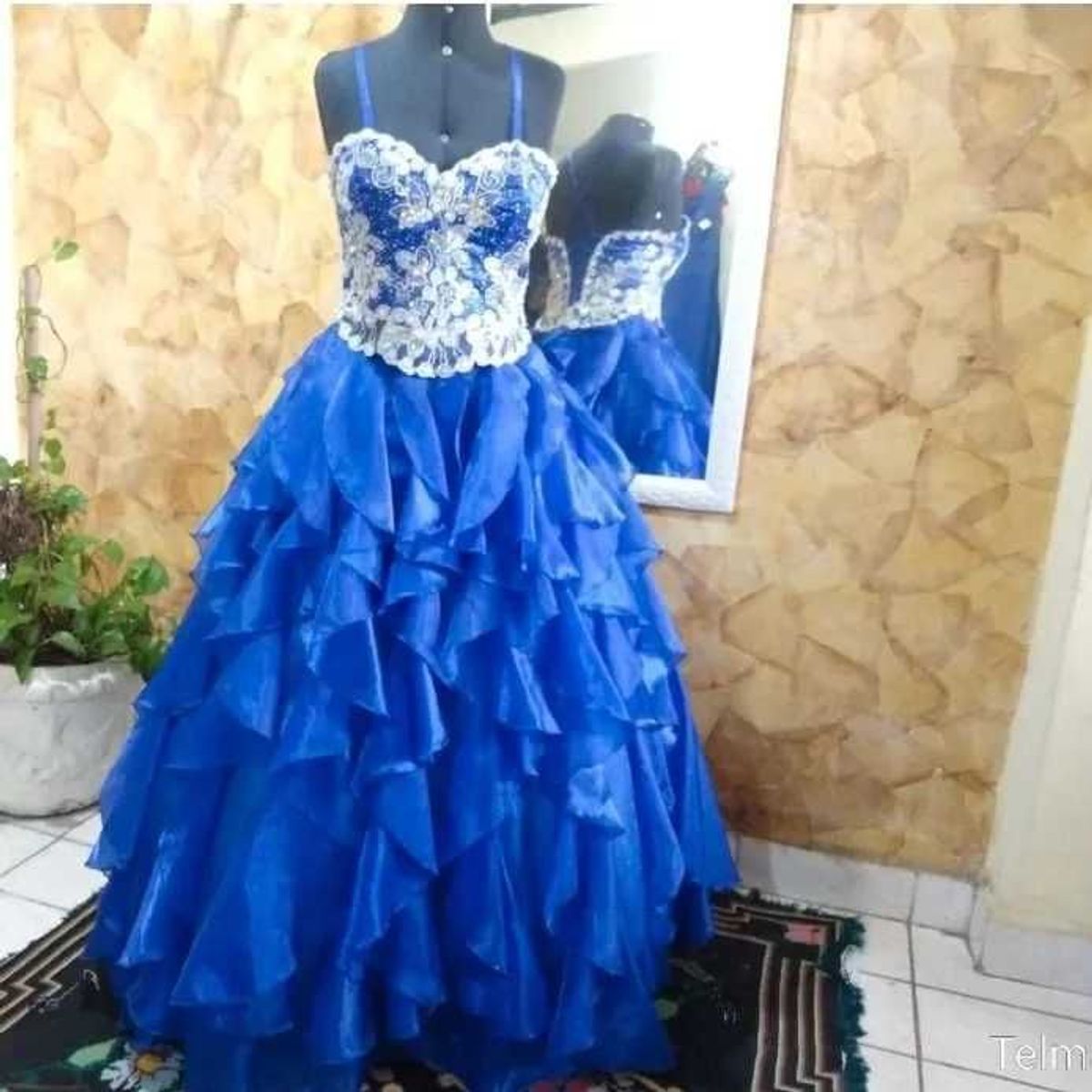 Vestido de Festa Longo Pandora em Renda e Cristal Azul Serenity