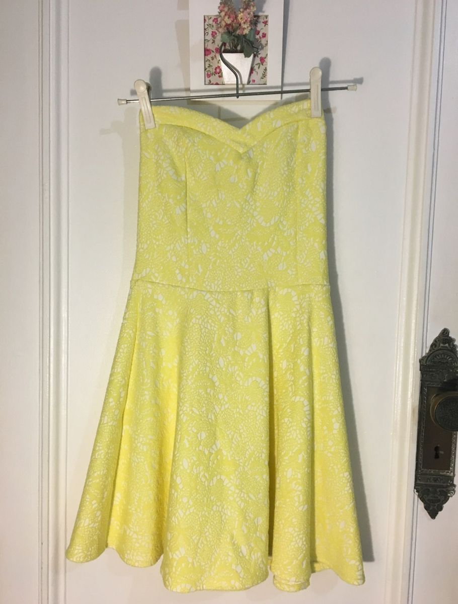 vestido amarelo riachuelo