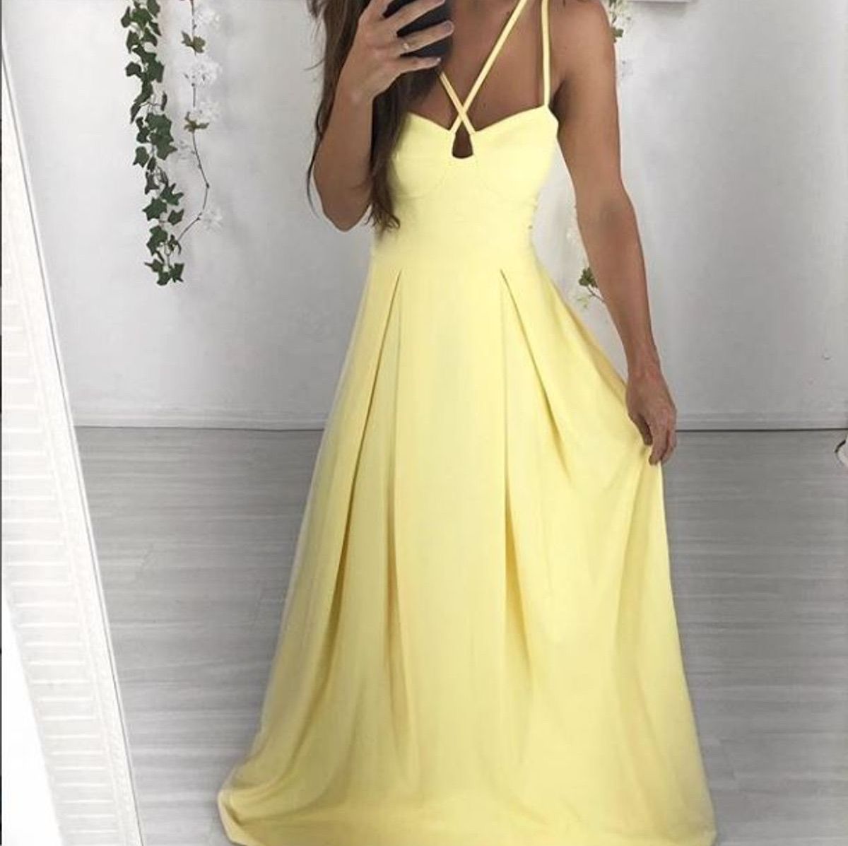 vestido amarelo de festa