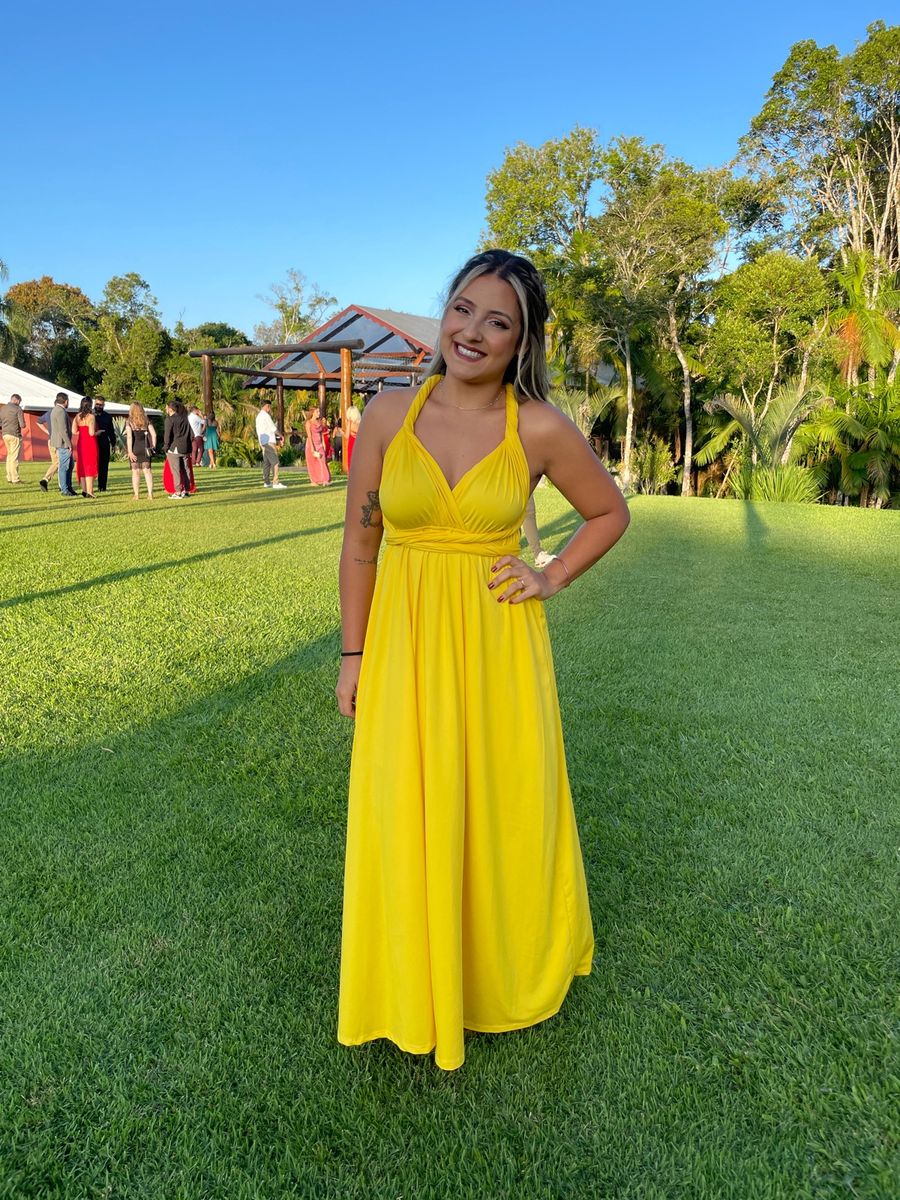 Vestido 2024 multiformas amarelo