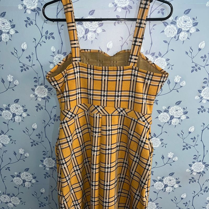 Vestido xadrez amarelo store c&a