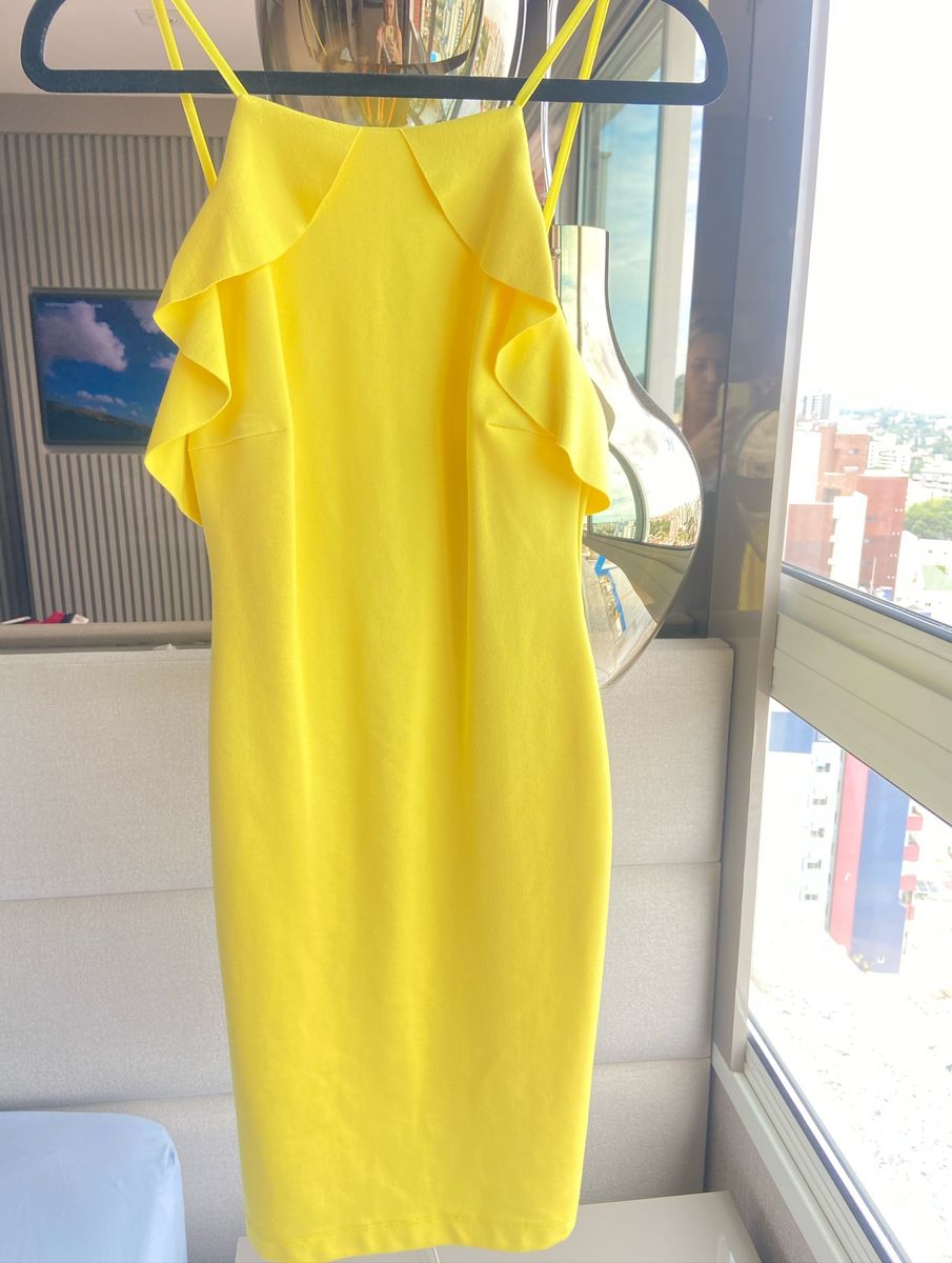 vestido amarelo zara
