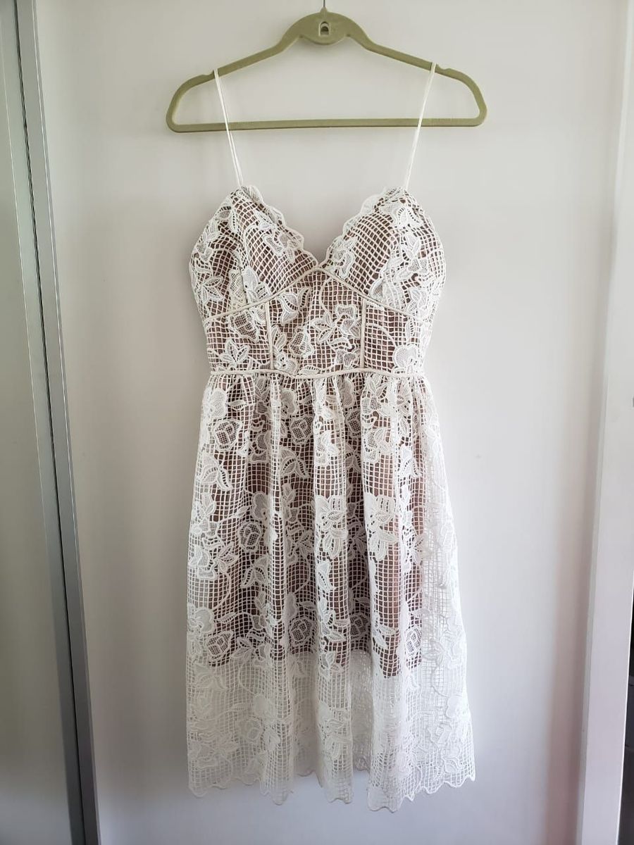 amaro vestido branco