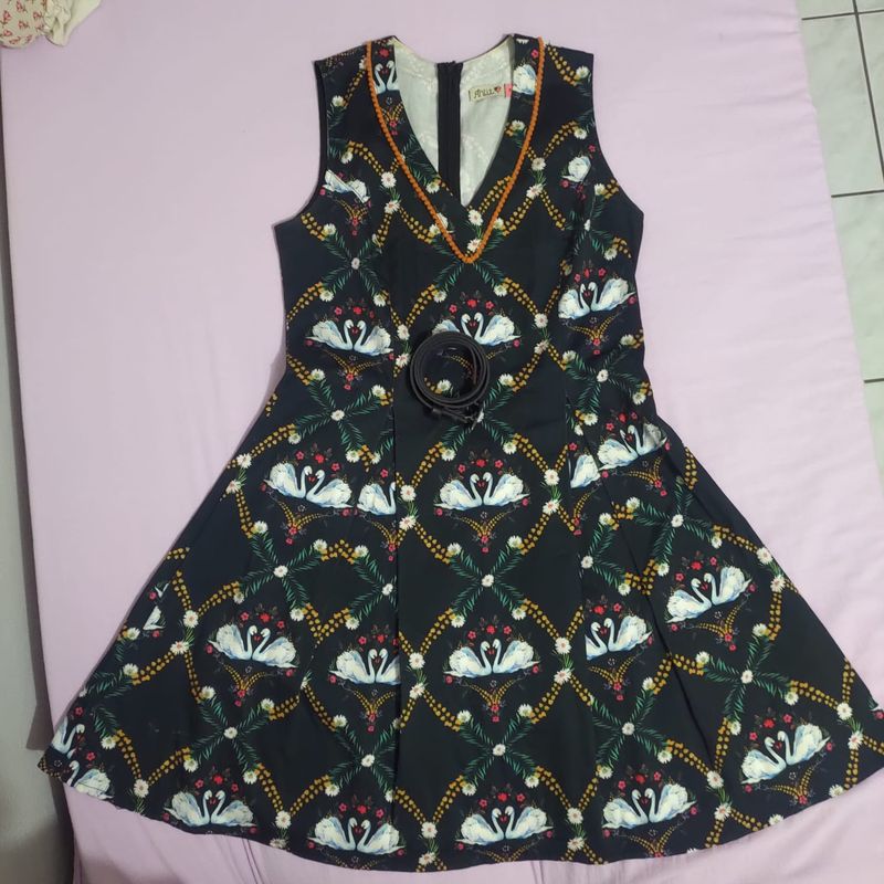 Vestido antix shops cisne