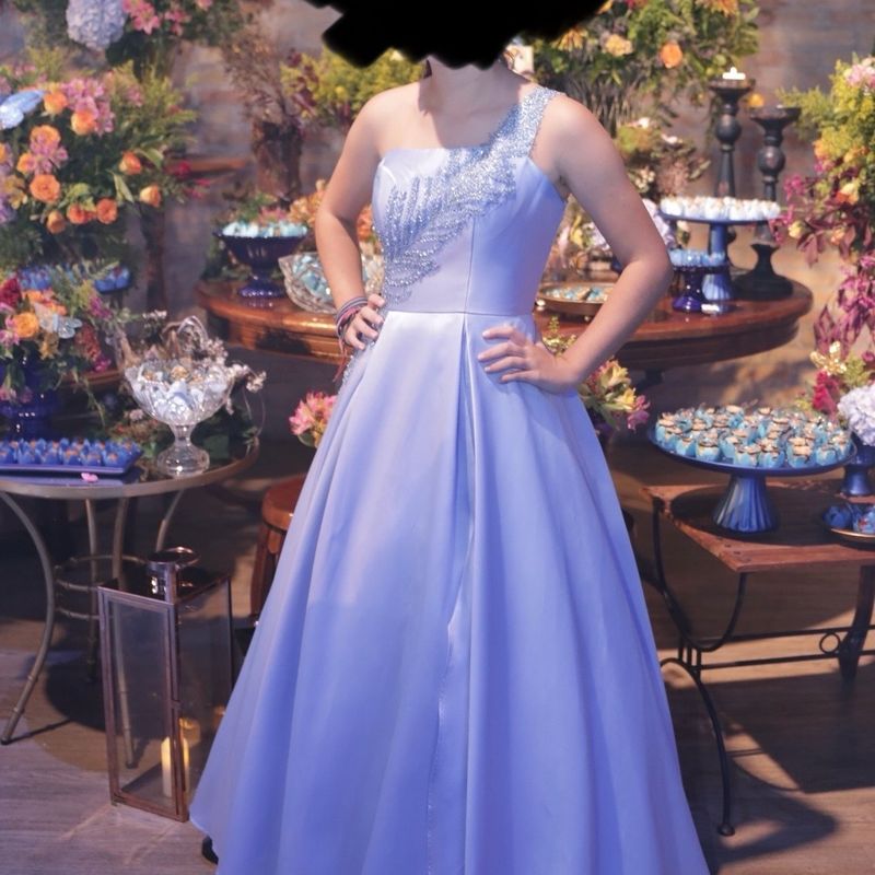 Fashion vestido de debutante azul claro