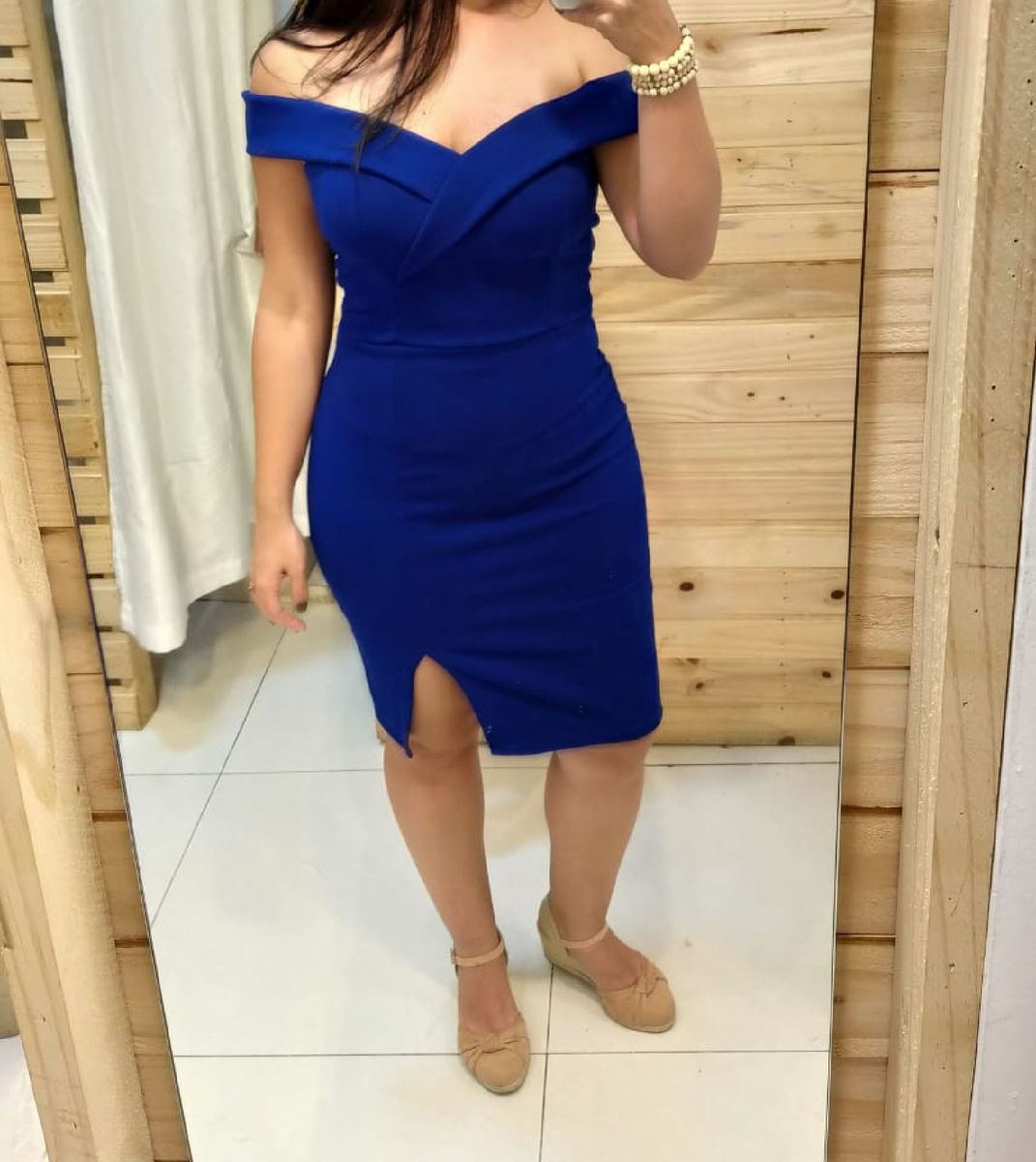 Vestidos colados no store corpo