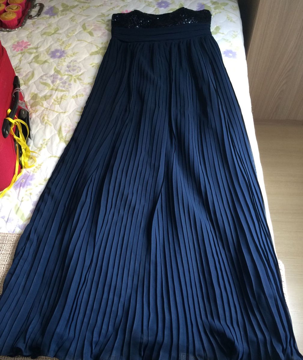 vestido plissado azul marinho