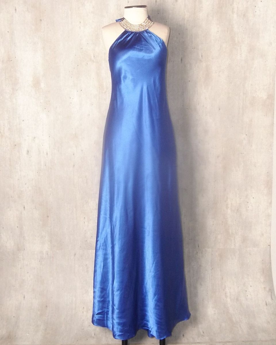 vestido azul cetim