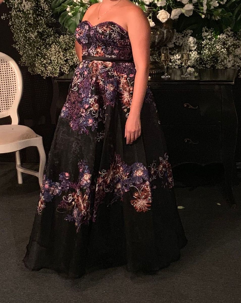 vestido floral para formatura