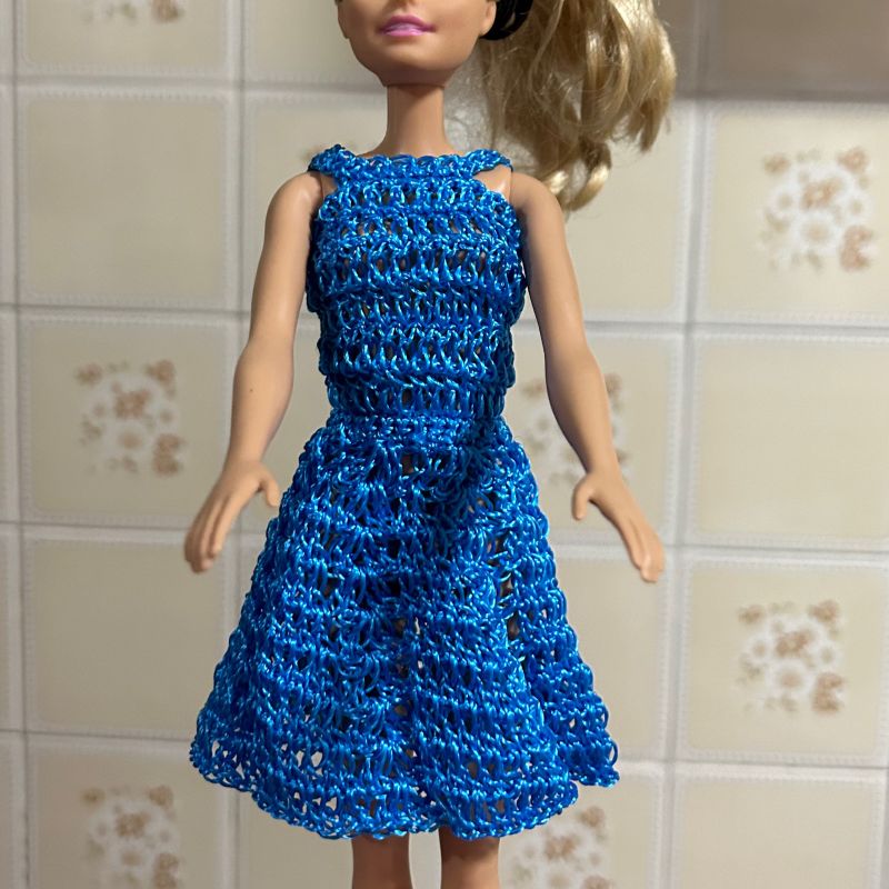 Vestido de barbie em hot sale crochê