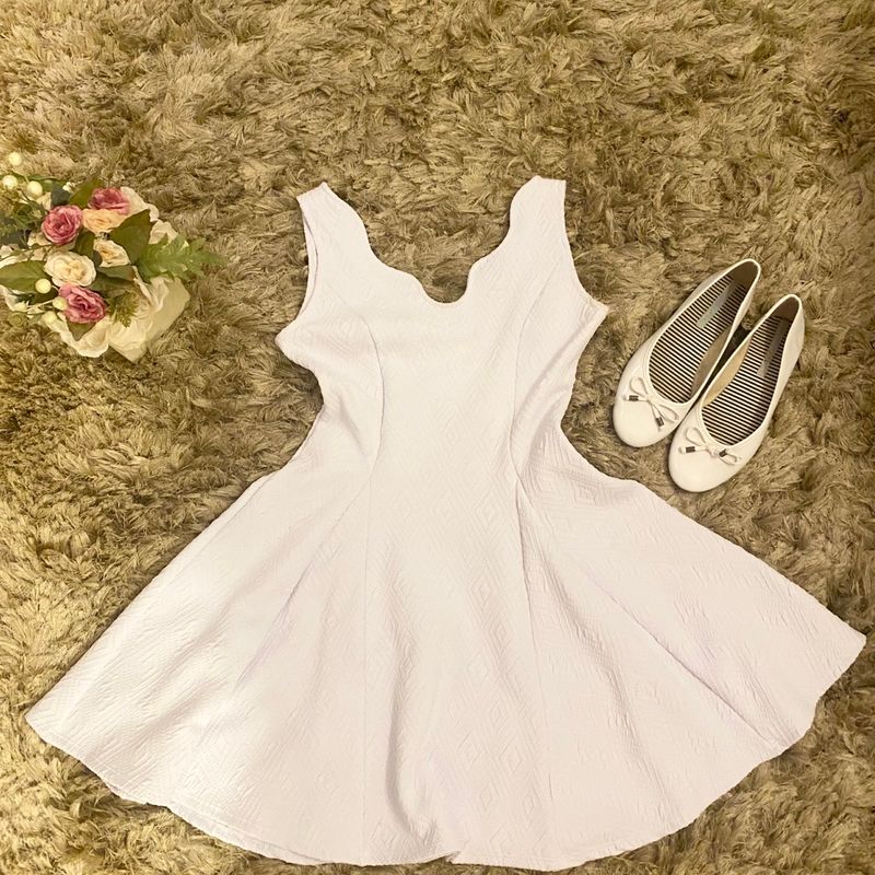 Vestido branco hot sale para adolescente