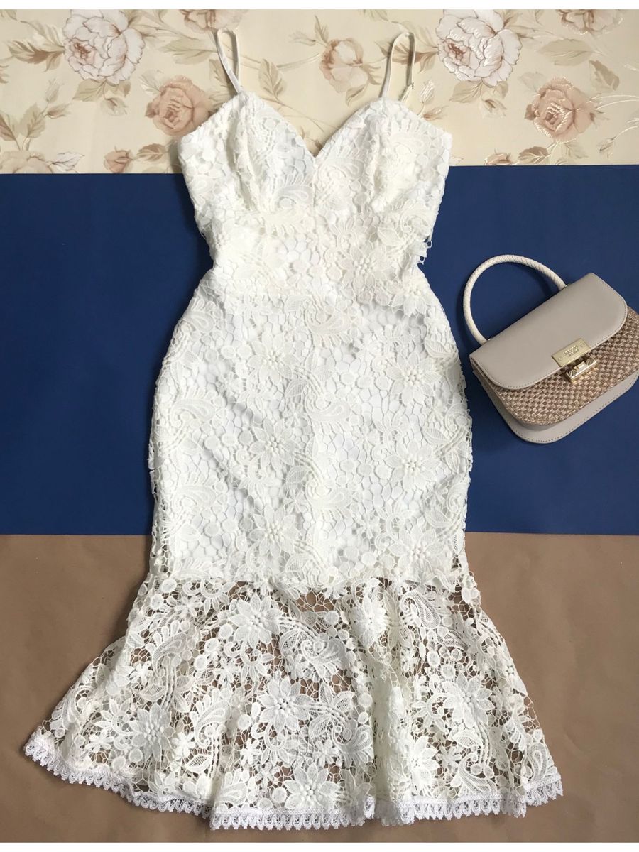 vestido midi branco de renda