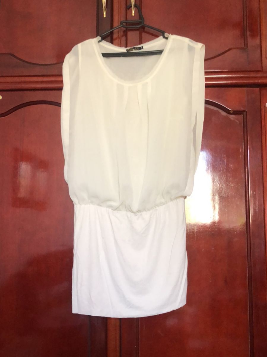 vestido branco gelo