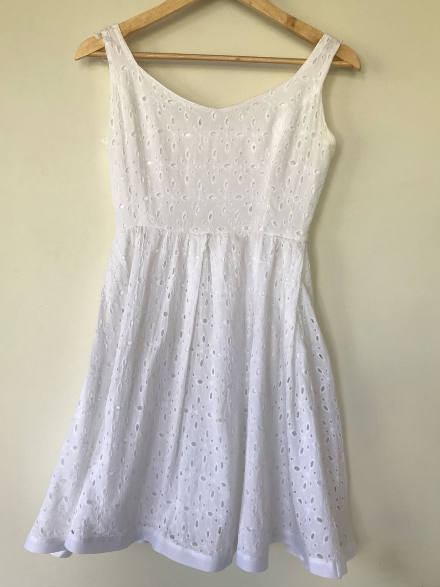 vestido branco de lese