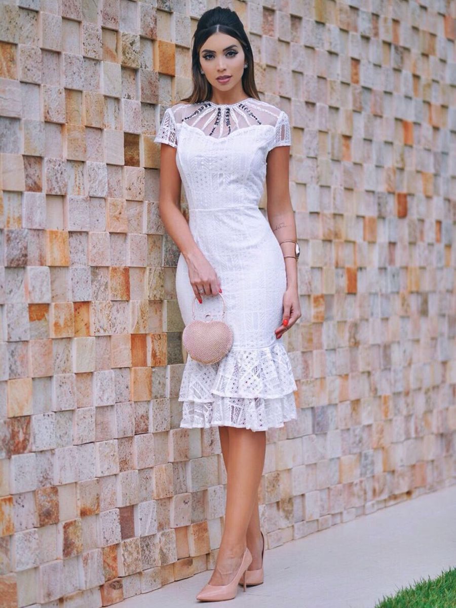 vestido branco midi de renda