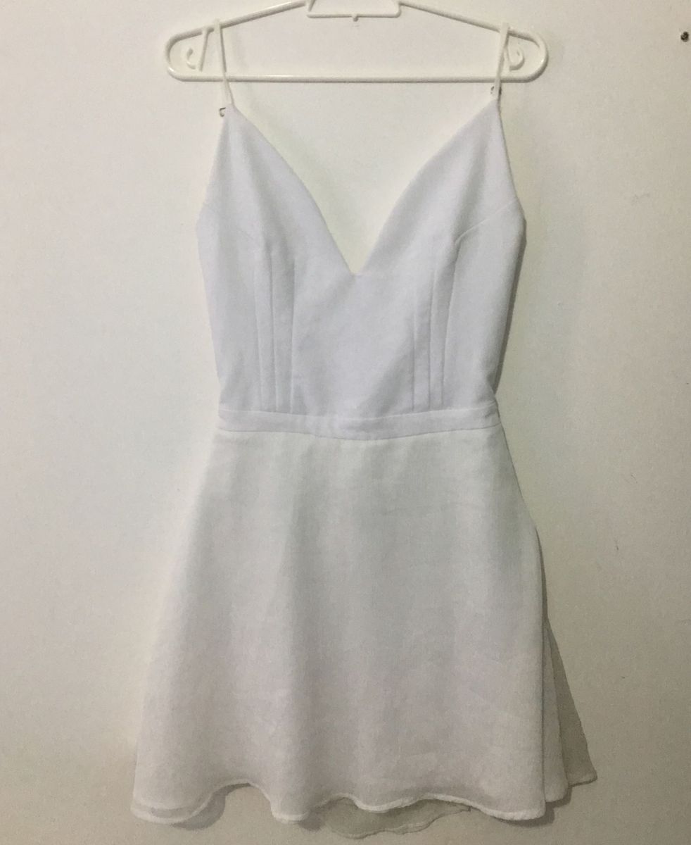 vestido frente unica curto rodado