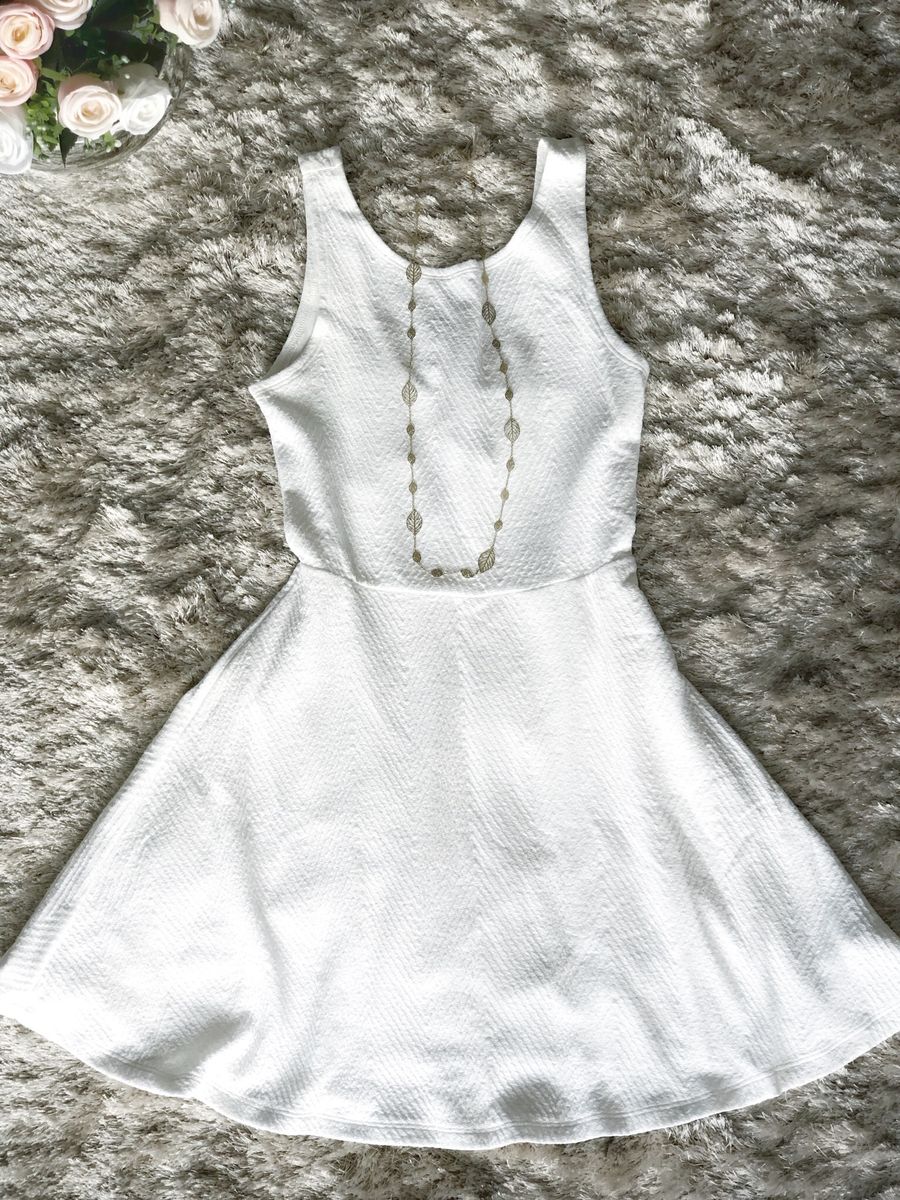 vestidos branco rodado