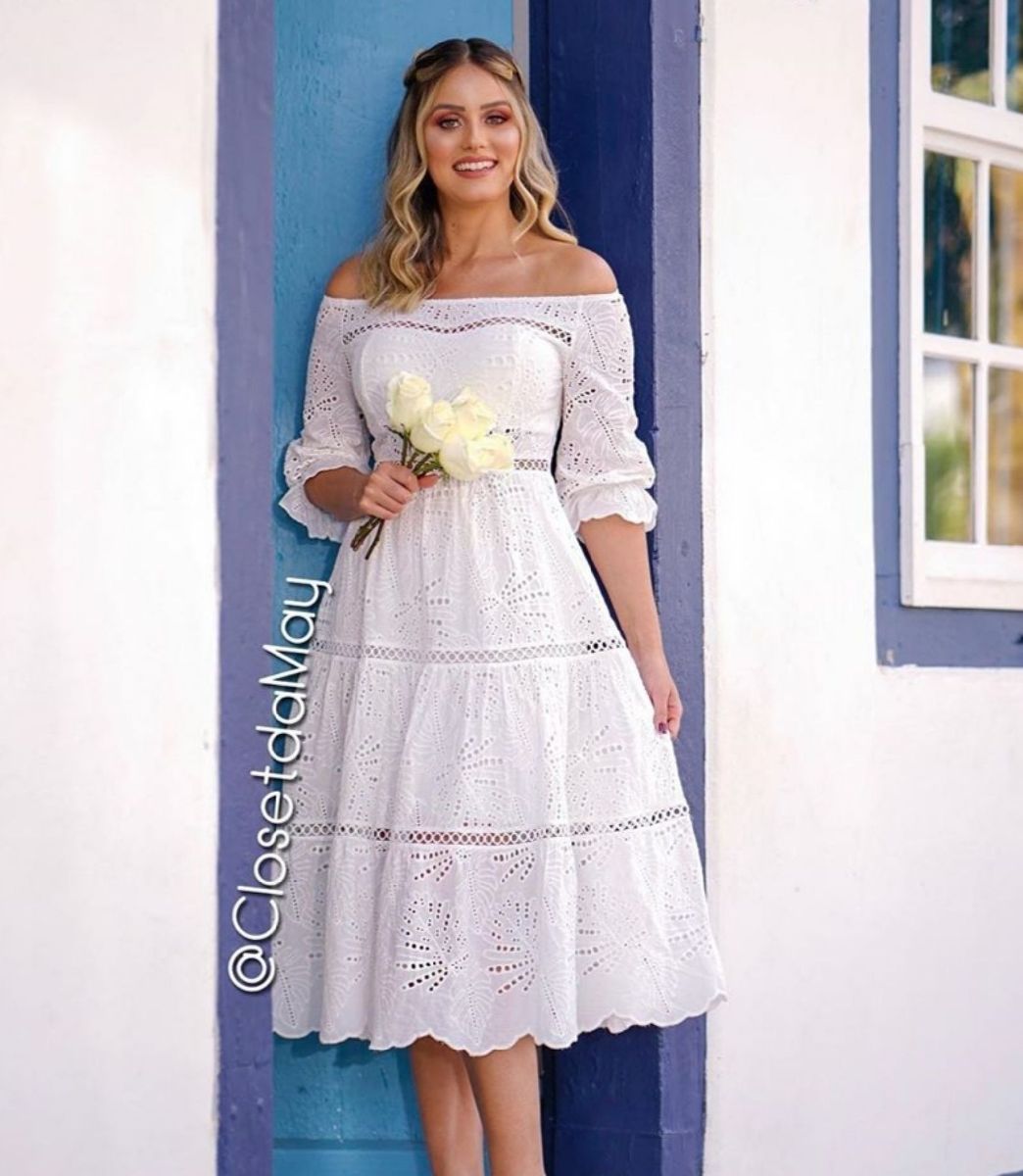 vestido branco rodado