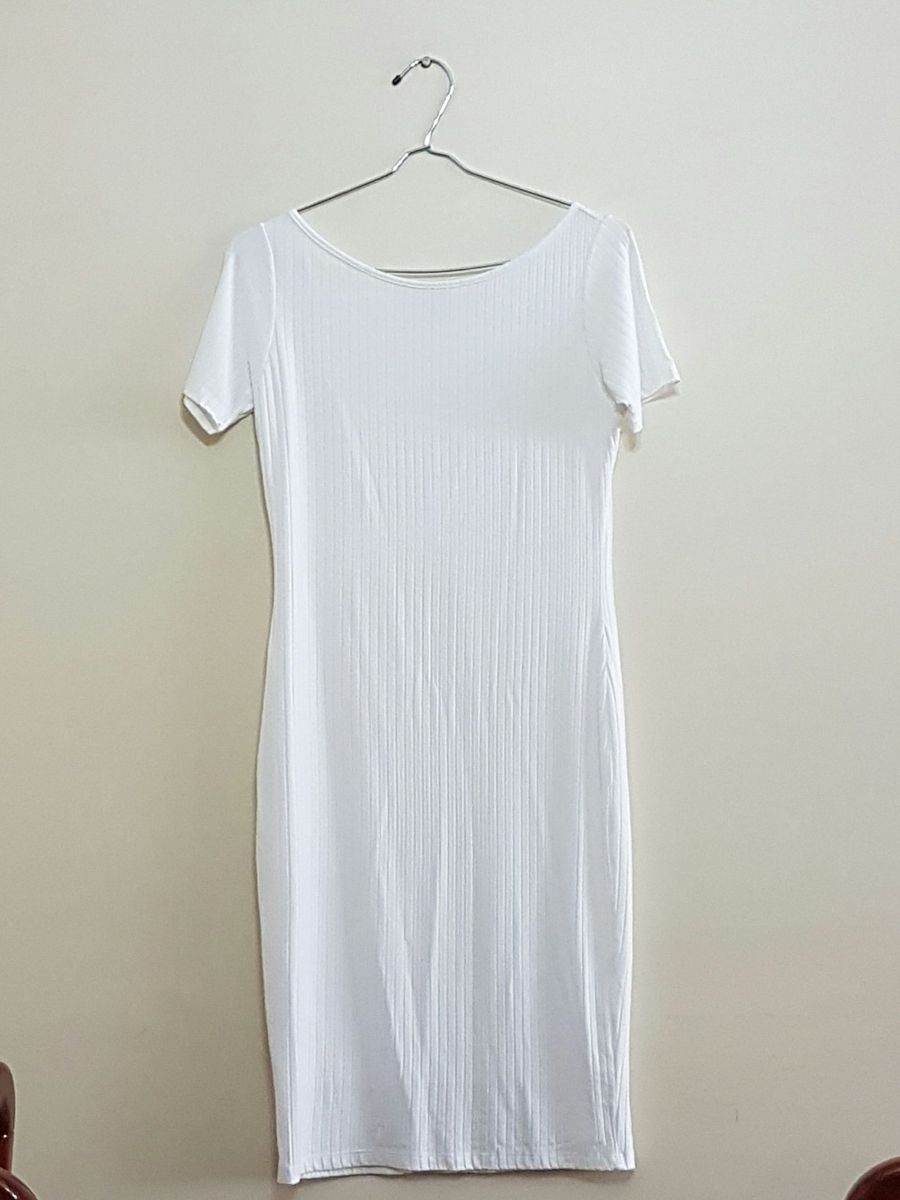 vestido branco midi justo