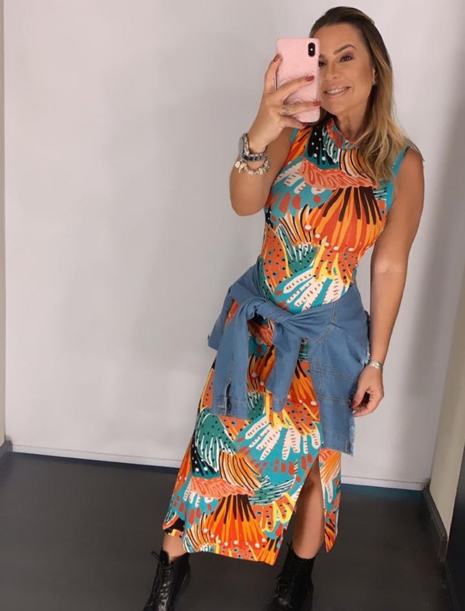 vestido canelado estampado
