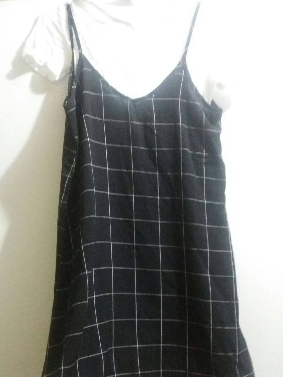 vestido com camiseta renner