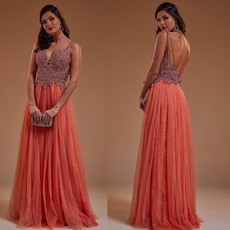 Madrinhas de 2024 vestido coral