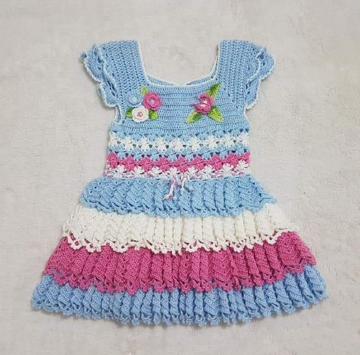vestido de crochê para menina de 5 anos