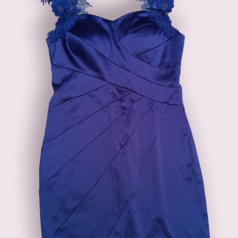 Vestido de cetim azul hot sale curto