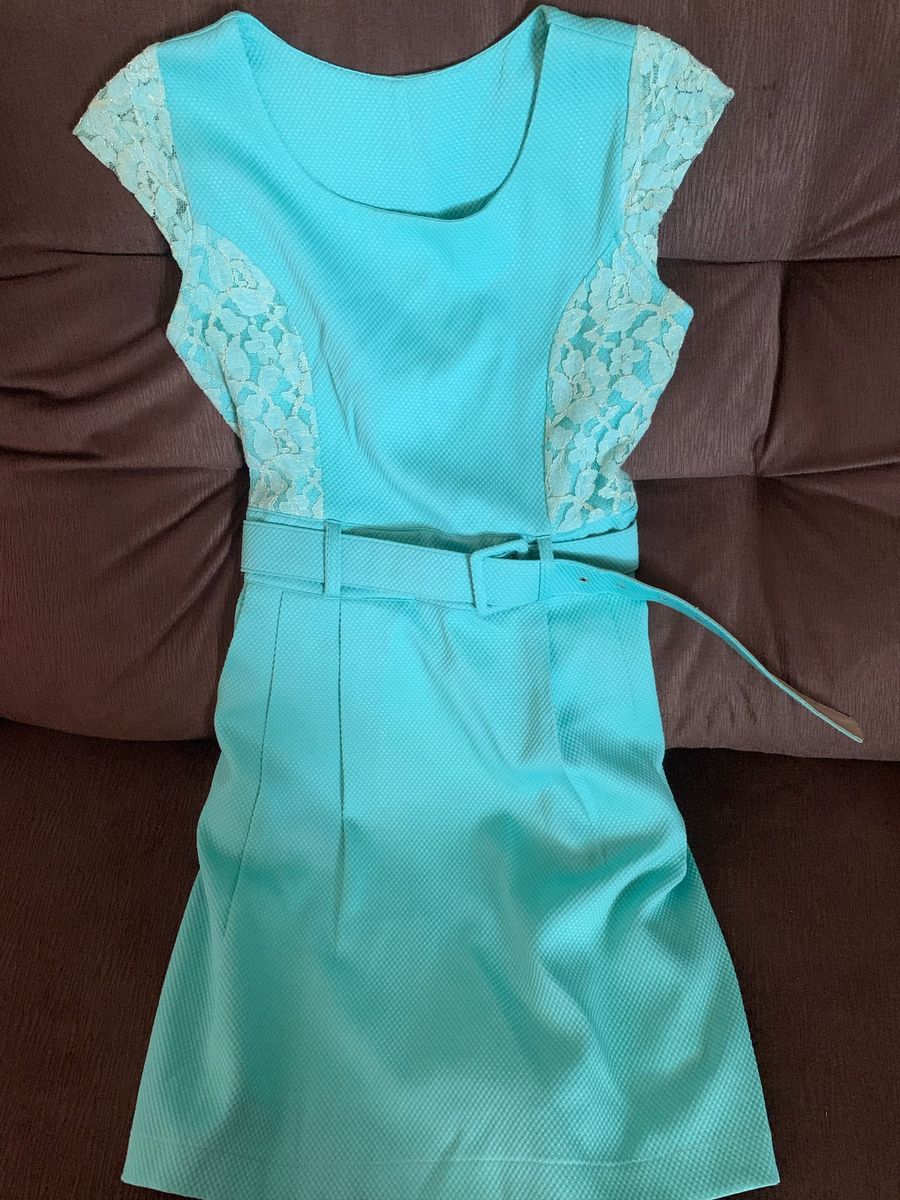 vestido curto azul tiffany