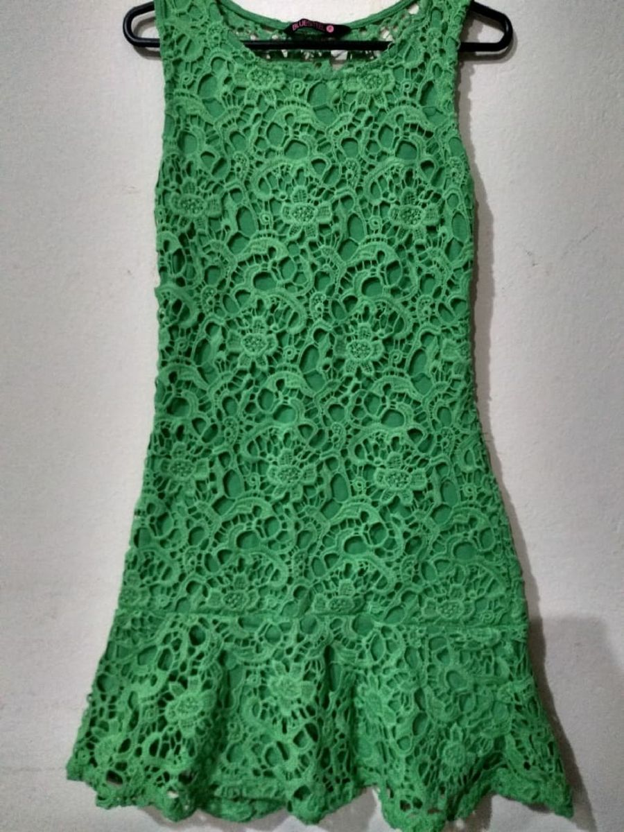 vestido de renda curto verde