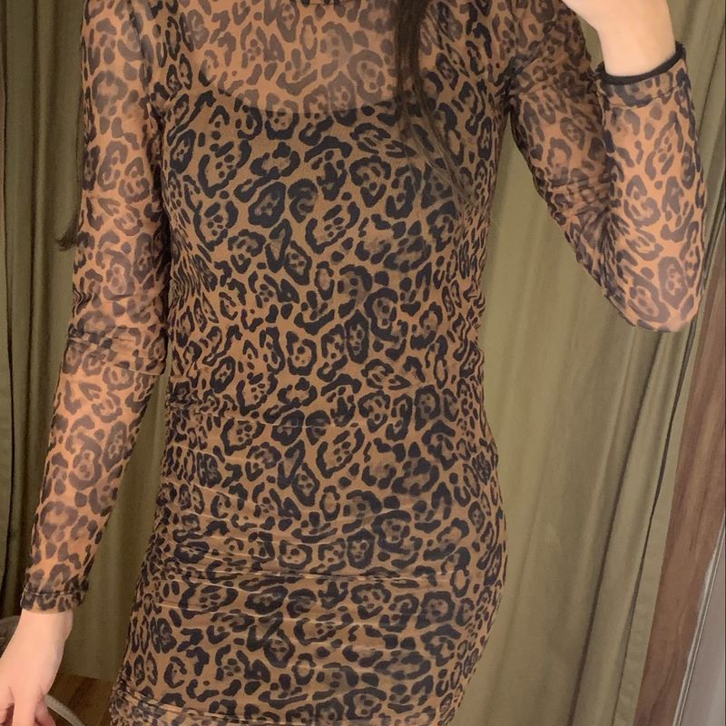 Vestido Renner Curto em Tule com Manga Longa e Estampa Animal Print Onça  Vestido Feminino Renner Usado 76348343 enjoei