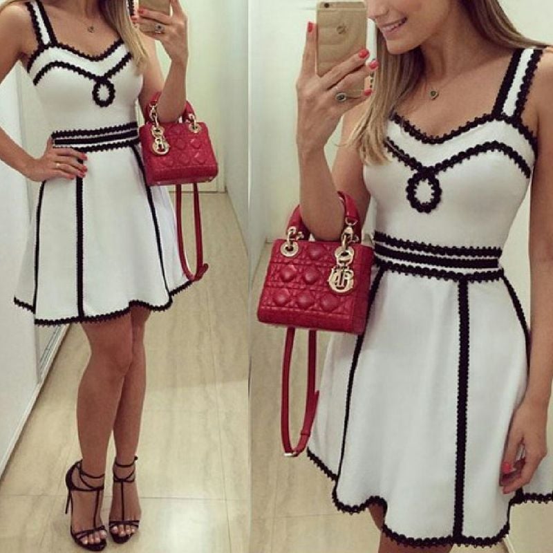 Vestido curto hot sale saia rodada