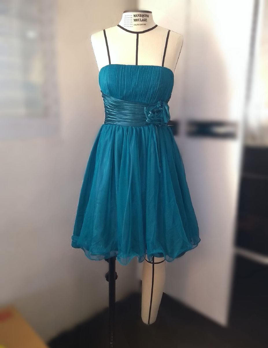 vestido curto de festa azul