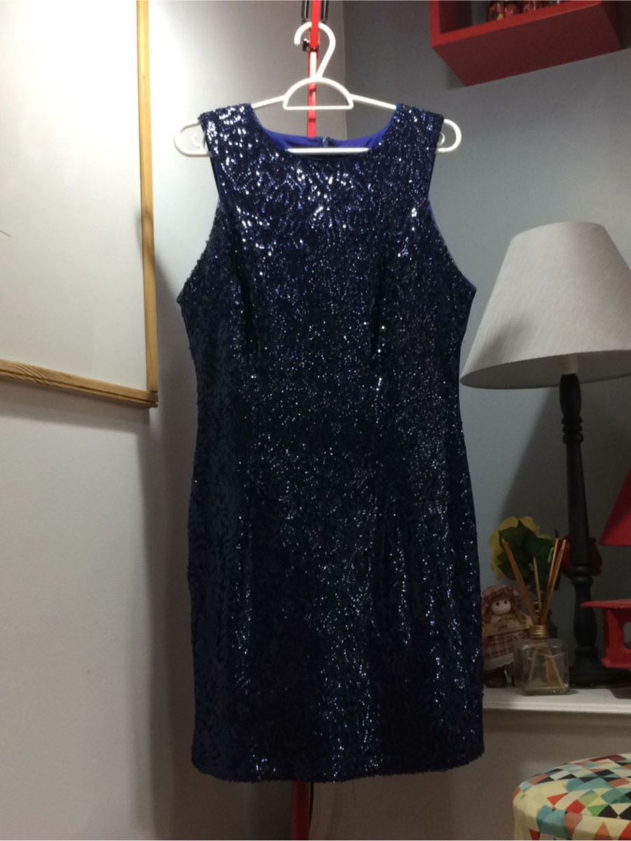 vestido de paete azul marinho curto