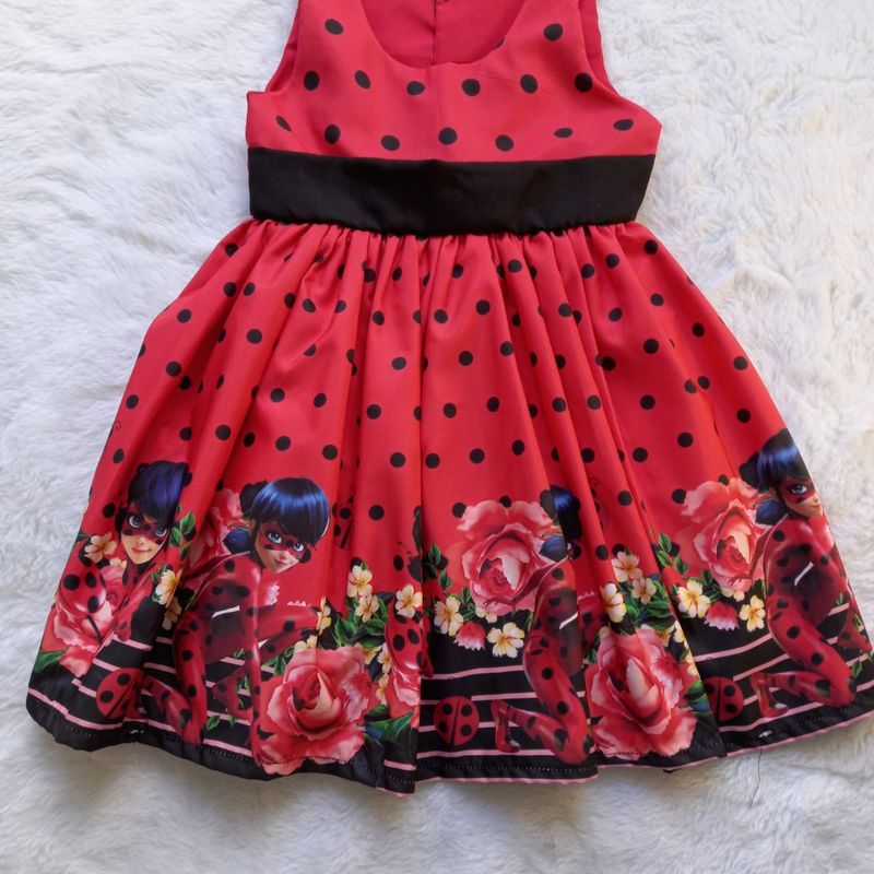 Vestido 2024 ladybug simples