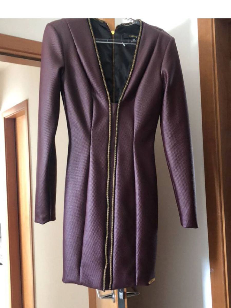 vestido couro manga longa