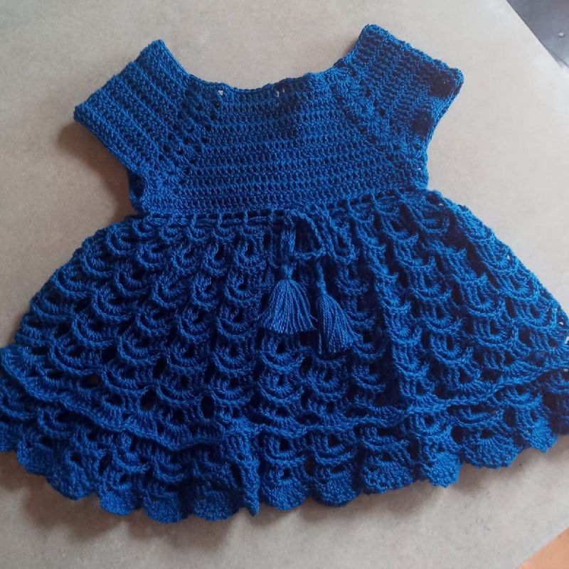 Vestido em croche para hot sale bebe