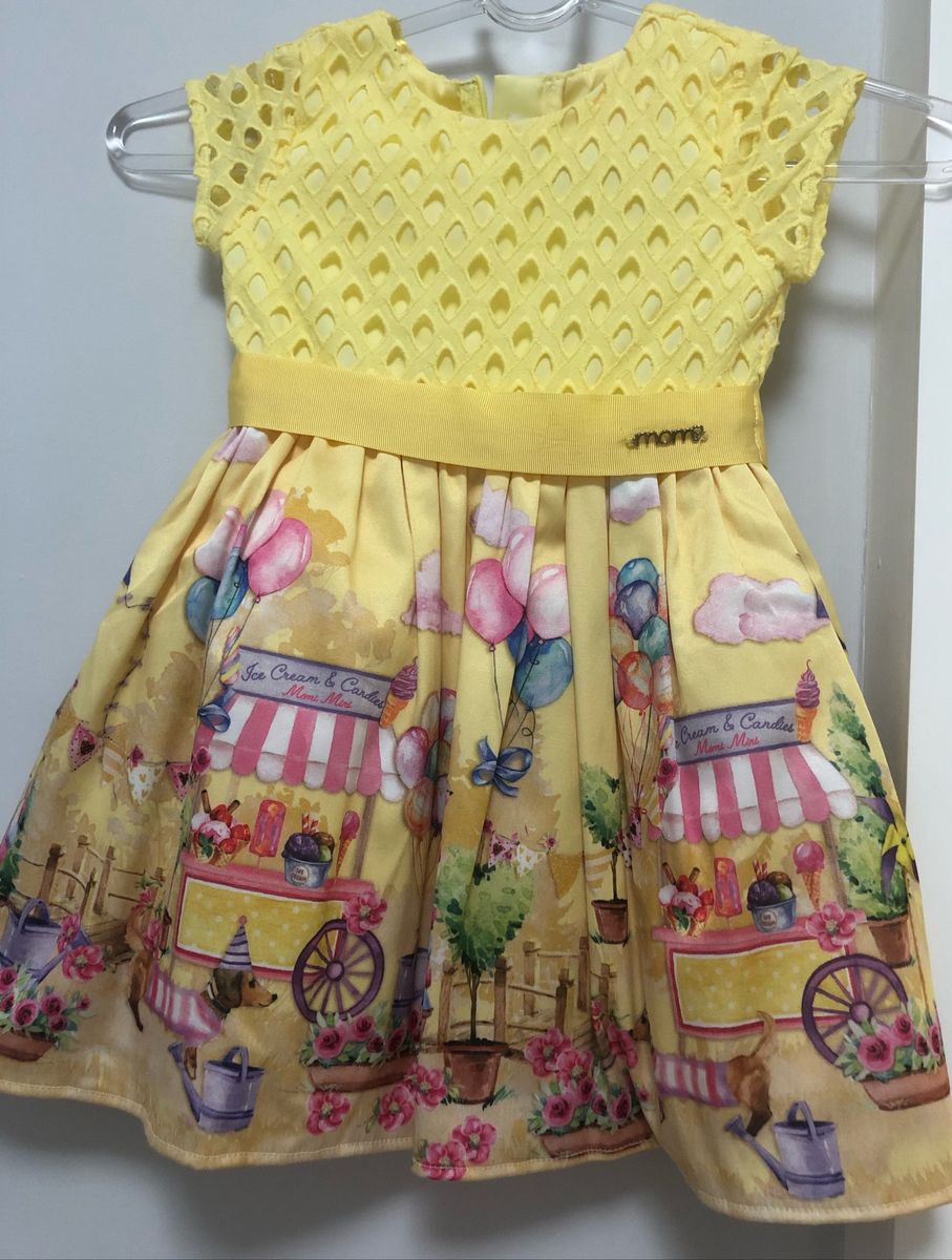 vestido momi amarelo
