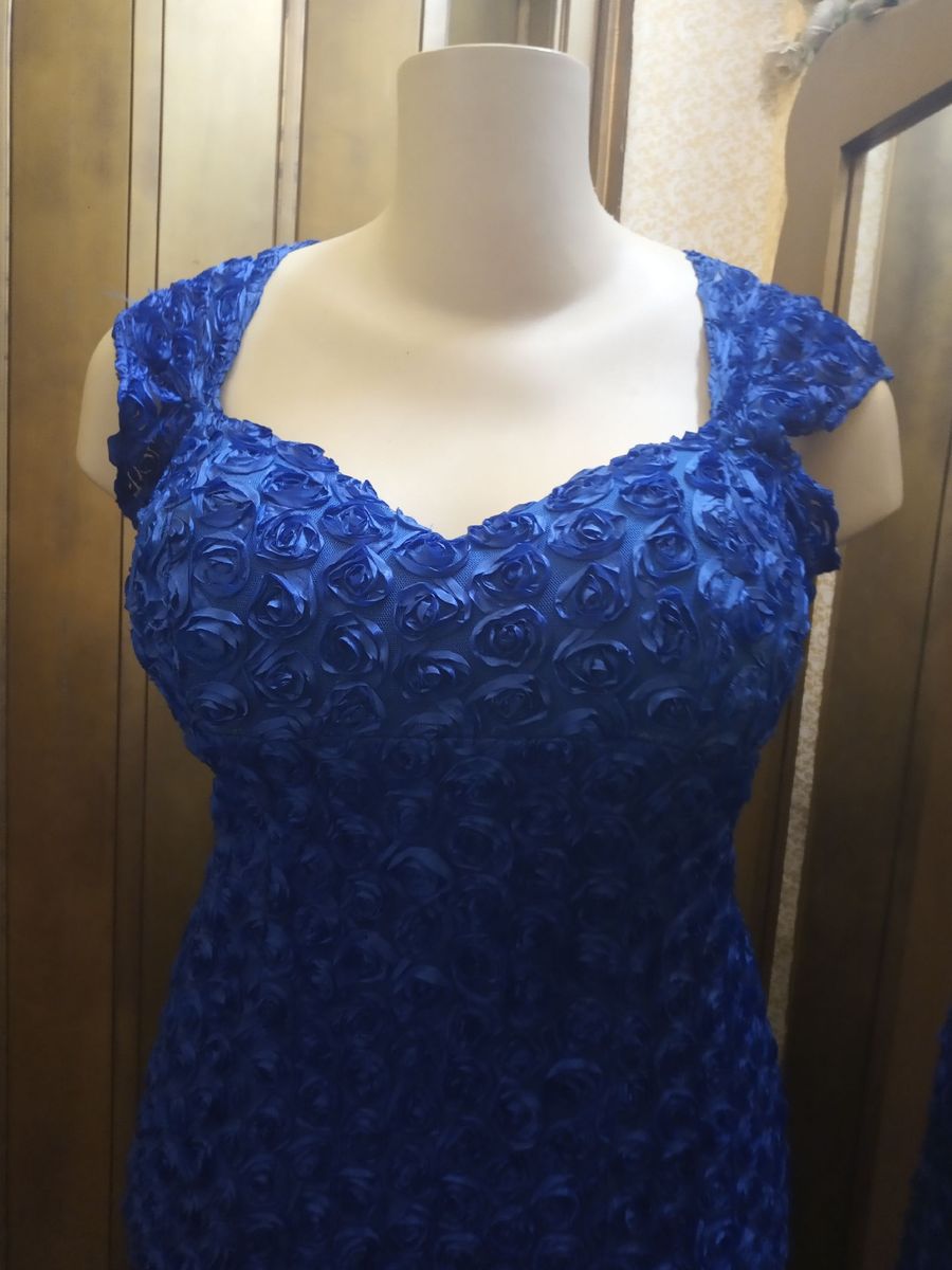 vestido festa azul plus size